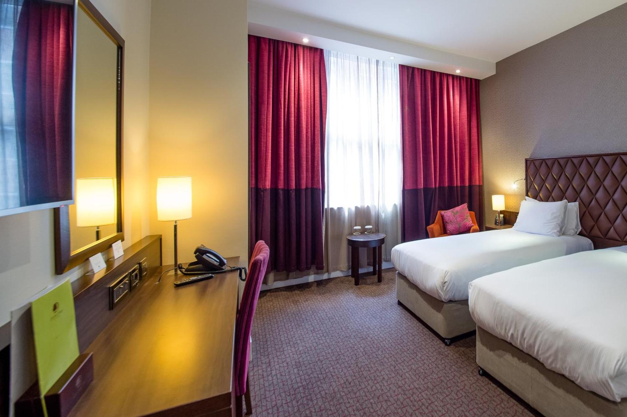 Doubletree By Hilton Hotel London - Marble Arch Exterior photo